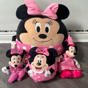 Minnie Mouse plush bundle lot